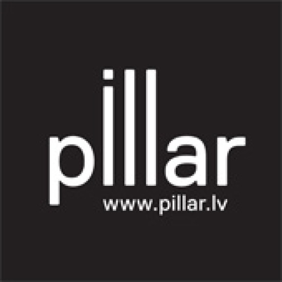 Белый на черном